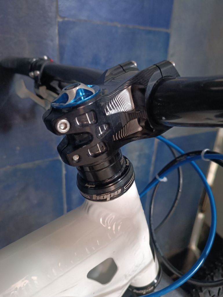 Used Nicolai Nicolai Custom Sram X0 2010 Mountainbike, Weiß — image 10 of 16