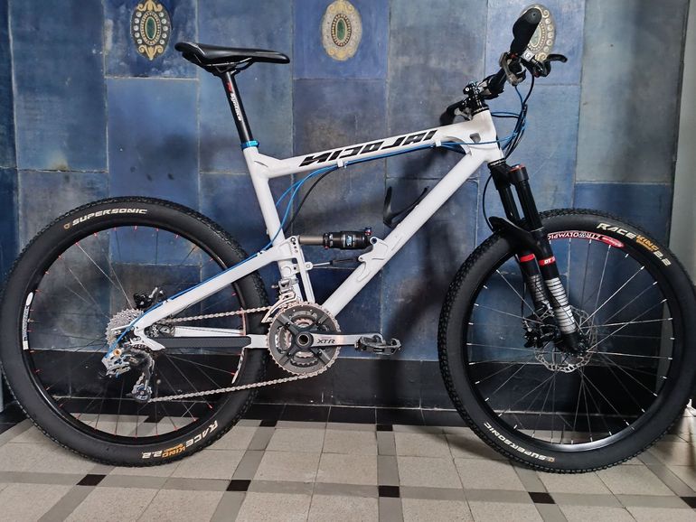 Used Nicolai Nicolai Custom Sram X0 2010 Mountainbike, Weiß — image 1 of 16