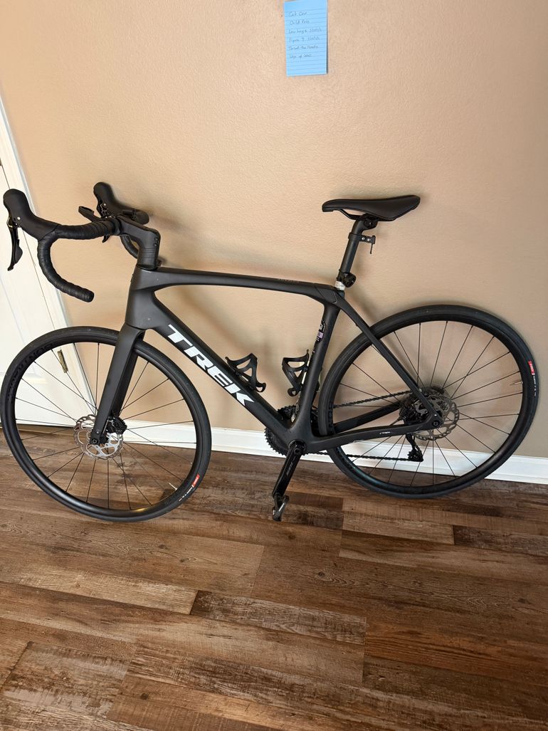 Used Trek Domane SL 5 Gen 4 2025 2025 Road & Gravel, Black — image 8 of 9