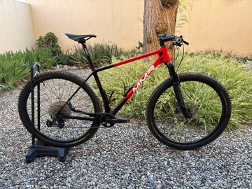 Używany MMR Rakish Shimano Deore XT 2021 Mountainbike — zdjęcie 1 z 46