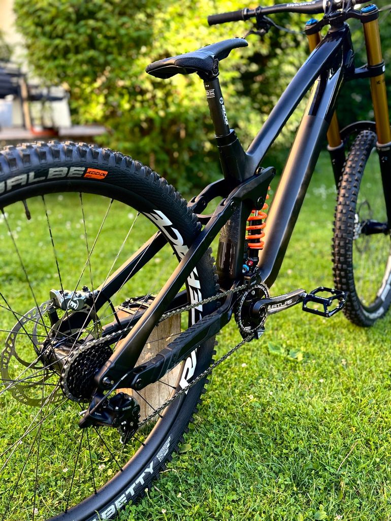 Used CUBE TWO15 HPC SLT 29 2024 2024 Mountainbike, Black, 29 — image 3 of 6