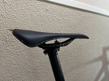 Giant Revolt Advanced 3 2022 2022 Road & Gravel d'occasion — image 5 sur 5