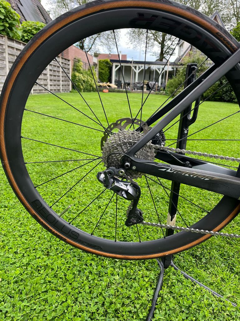 Used Merida REACTO DISC 8000-E 2020 2020 Road & Gravel — image 3 of 8