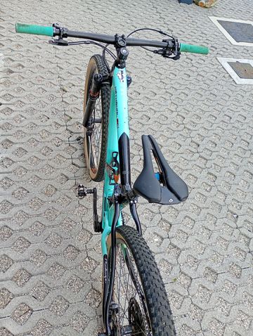 Used Bianchi Methanol Shimano Deore XT 2020 Mountainbike, Black — image 5 of 5