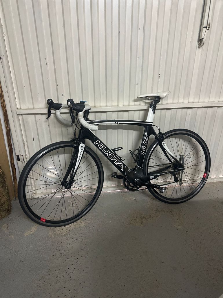 Used Kuota Kult Shimano 105 2014 Road & Gravel, Schwarz — image 2 of 3