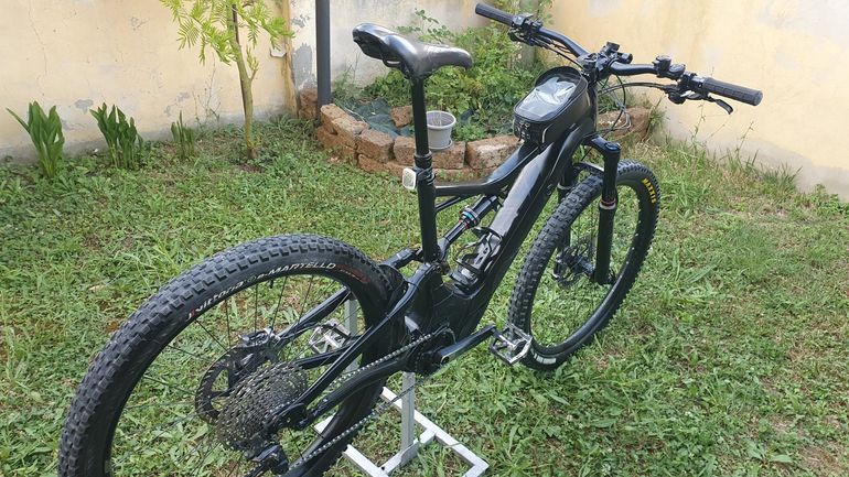 Used Specialized Turbo Levo Expert 29 2018 Mountainbike, Schwarz — image 3 of 15