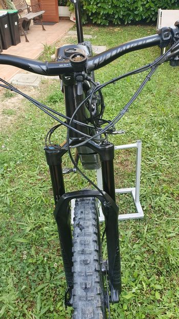 Used Specialized Turbo Levo Expert 29 2018 Mountainbike, Schwarz — image 15 of 15