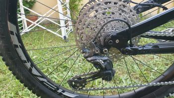 Used Specialized Turbo Levo Expert 29 2018 Mountainbike, Schwarz — image 8 of 15