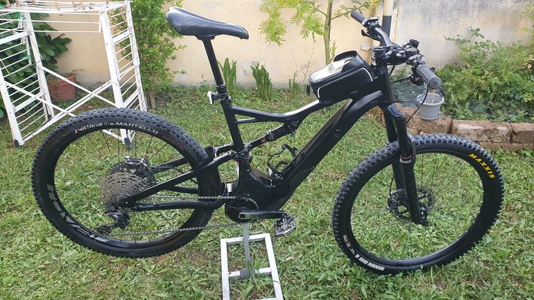 Used Specialized Turbo Levo Expert 29 2018 Mountainbike, Schwarz — image 1 of 15