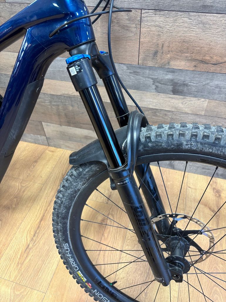 Used Trek Fuel EX 9.8 XT Gen 6 2023 2023 Mountainbike, Blue, 29 — image 7 of 8