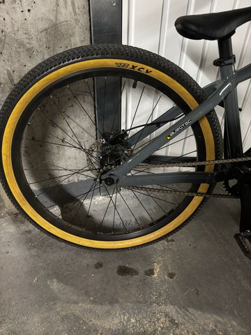 Used Polygon Trid 2025 2025 Mountainbike, Green, 26 — image 3 of 3