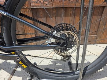 Used Yeti ASR T5 ULT XX SL AXS TRANSMISSION 2025 2025 Mountainbike, Black, 29 — image 6 of 8