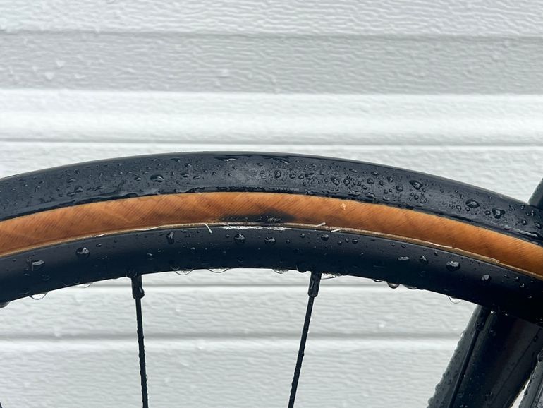 Used Cannondale Synapse Carbon Disc 105 2019 2019 Road & Gravel, Green — image 6 of 7