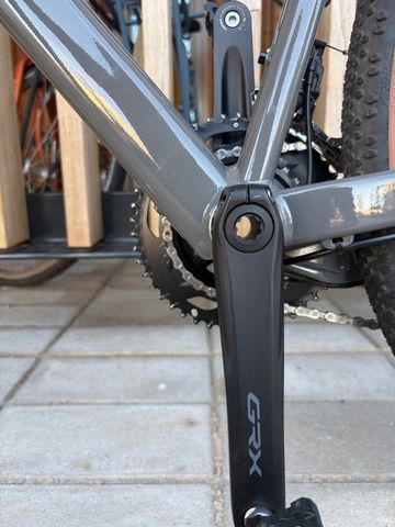 Canyon Grizl 7 2025 2025 Road & Gravel de segunda mano, Gris claro — imagen 8 de 18