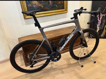 Used Cannondale SuperSix EVO 2 2025 2025 Road & Gravel, Light Gray — image 3 of 8