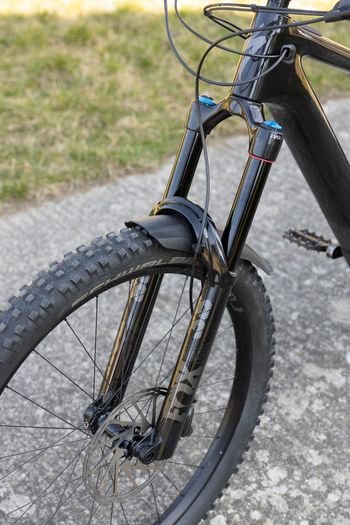 Used Specialized Turbo Levo Expert 2022 2022 Mountainbike — image 3 of 10