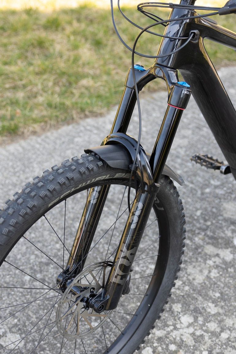 Used Specialized Turbo Levo Expert 2022 2022 Mountainbike — image 3 of 10