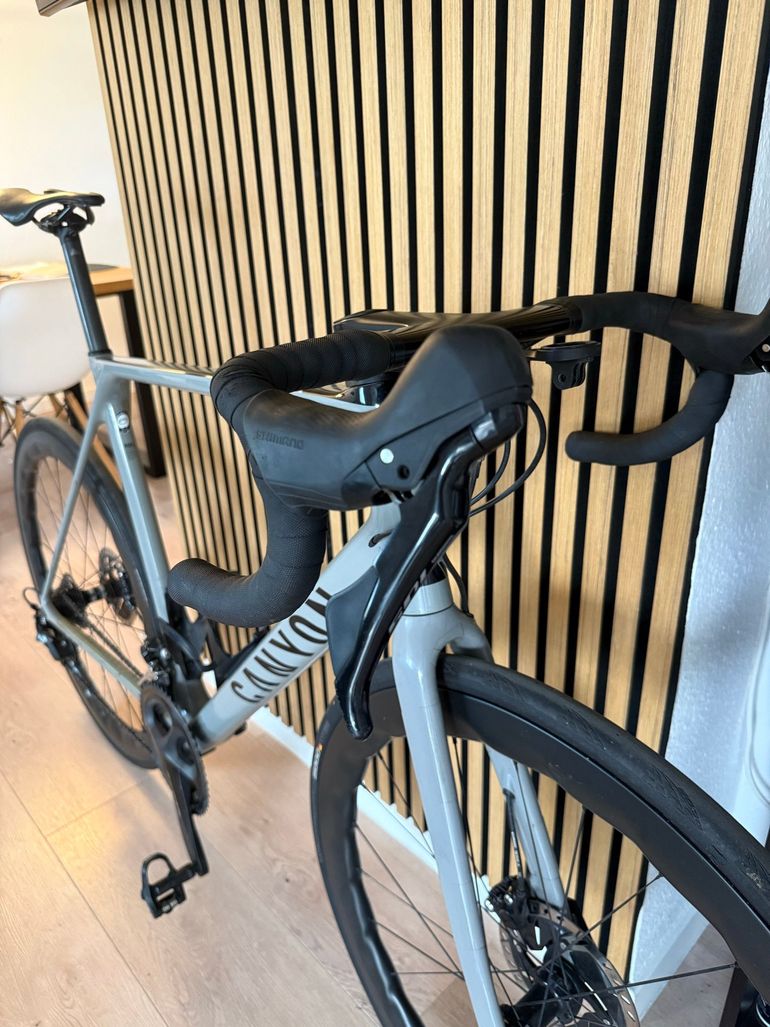 Used Canyon Ultimate CF SL 7 Disc 2022 2022 Road & Gravel, Light Gray — image 10 of 10