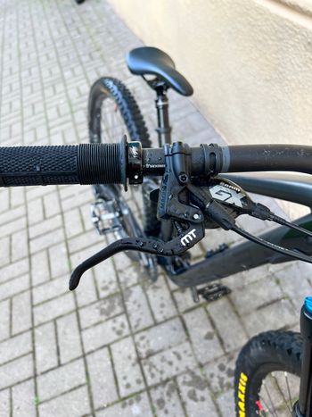 Used Trek Fuel EX 8 GX 2021 2021 Mountainbike, Black, 29 — image 6 of 7