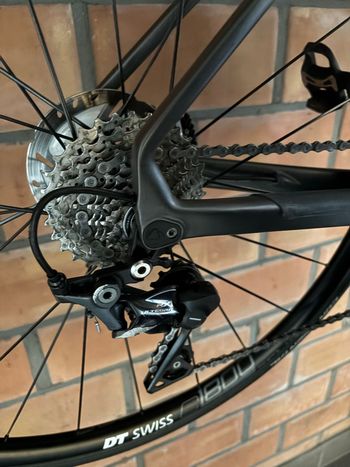 Used Canyon Inflite CF SL 7.0 2020 2020 Road & Gravel, Black — image 3 of 3