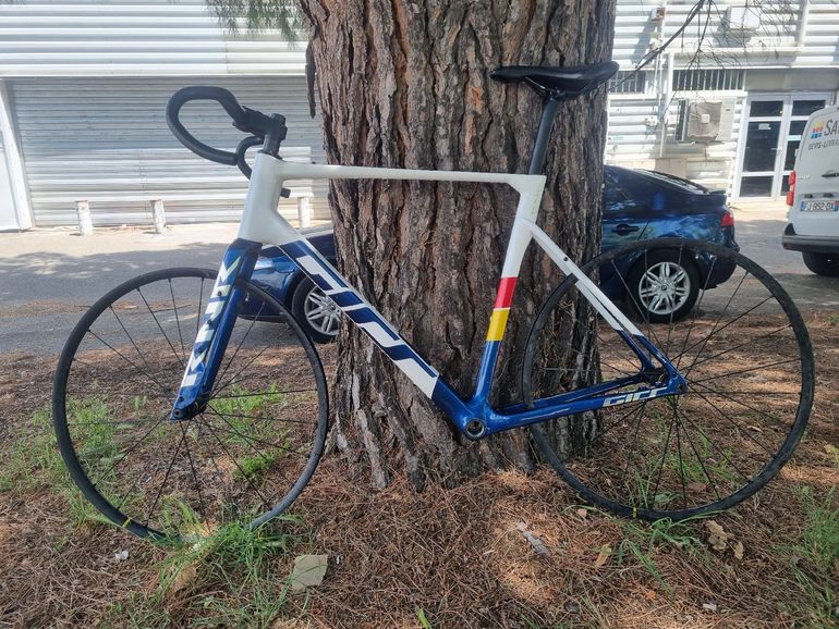 Used GIRS GIRS Custom Frameset 2026 Road & Gravel — image 2 of 4
