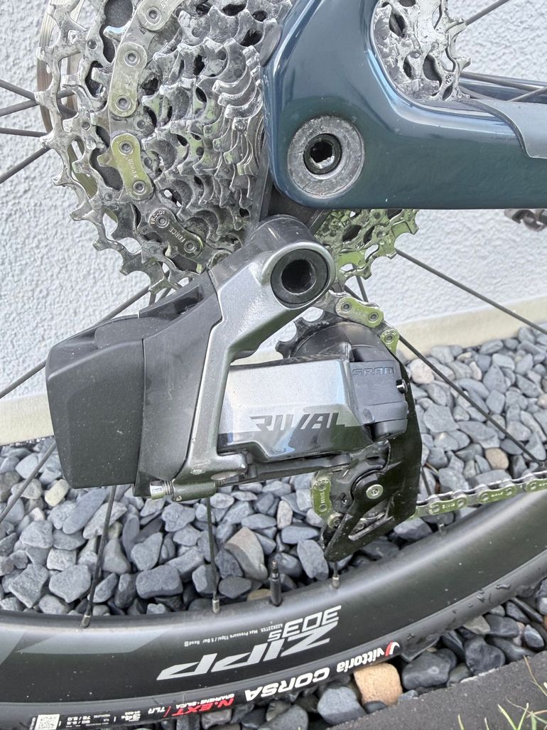 Used Canyon Endurace CF 7 All-Road 2022 2022 Road & Gravel, Blue — image 5 of 19