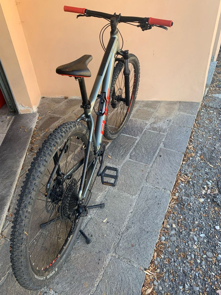 Used CUBE ANALOG 2024 2024 Mountainbike, Light Gray, 27.5, 29 — image 1 of 10