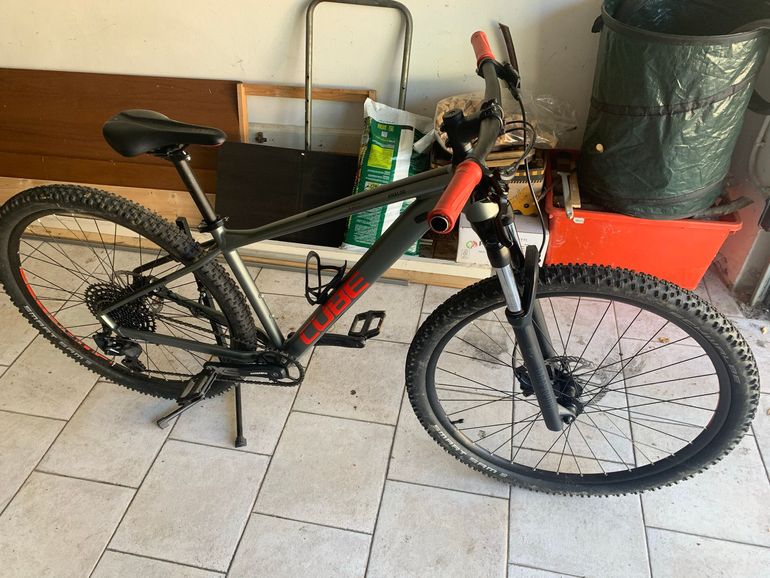 Used CUBE ANALOG 2024 2024 Mountainbike, Light Gray, 27.5, 29 — image 2 of 10