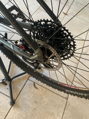 Used CUBE ANALOG 2024 2024 Mountainbike, Light Gray, 27.5, 29 — image 8 of 10
