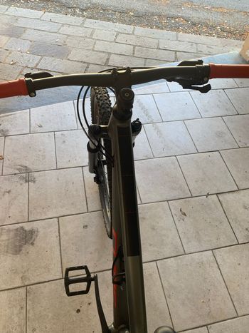 Used CUBE ANALOG 2024 2024 Mountainbike, Light Gray, 27.5, 29 — image 10 of 10
