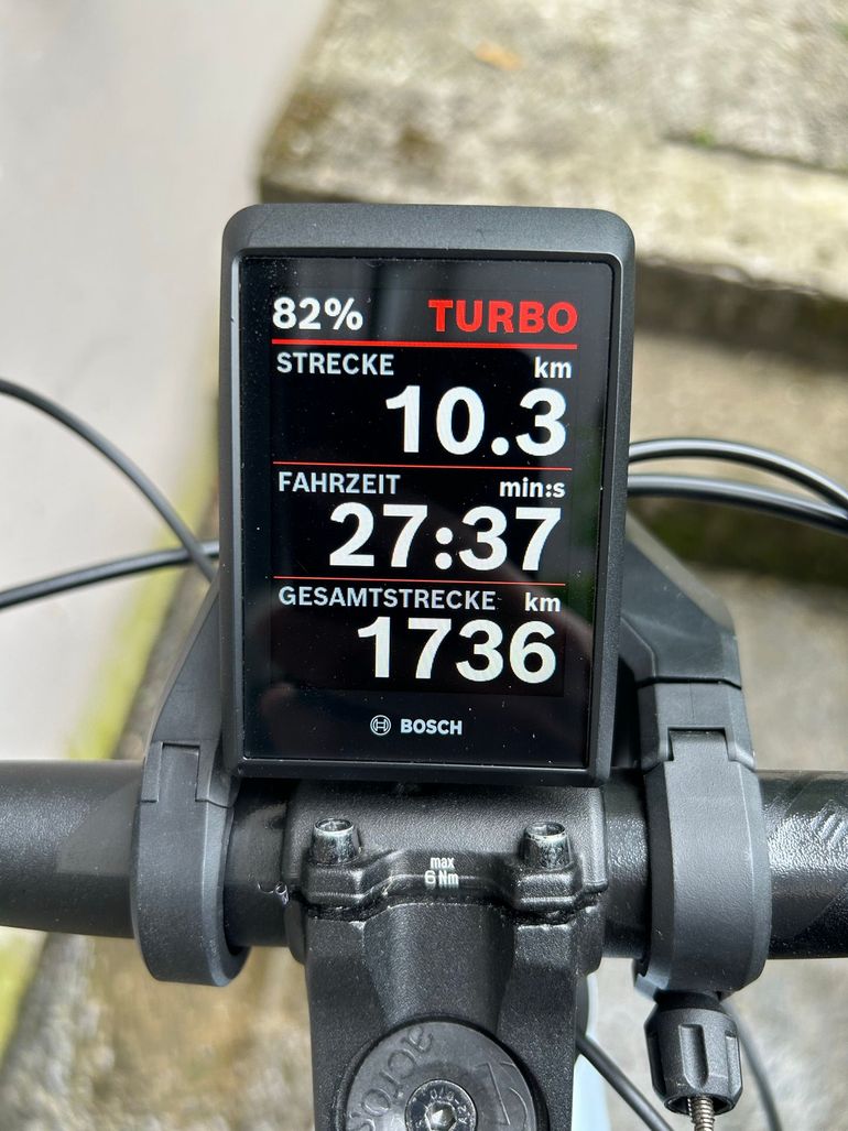 Used CUBE REACTION HYBRID, PRO 750 2023 2023 Mountainbike, White, 27.5, 29 — image 9 of 11