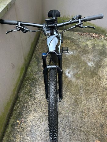 Used CUBE REACTION HYBRID, PRO 750 2023 2023 Mountainbike, White, 27.5, 29 — image 5 of 11