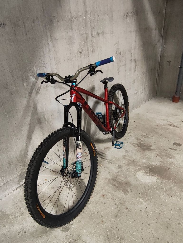 Used Trek Roscoe 9 2023 2023 Mountainbike — image 2 of 5