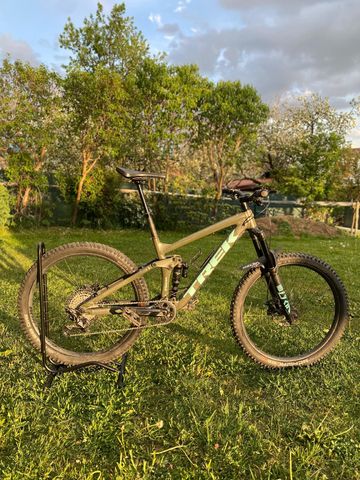 Brugt Trek Remedy 8 2022 2022 Mountainbike — billede 2 af 6