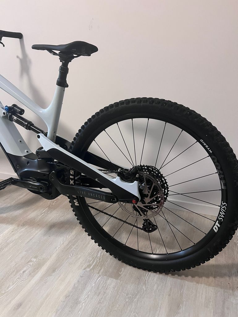 Used YT Industries Decoy Pro 29 2021 2021 Mountainbike, White, 29 — image 4 of 5