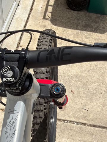 Used Propain TYEE AL Ultimate 2025 2025 Mountainbike, White, 27.5, 29 — image 4 of 5