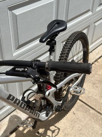 Used Propain TYEE AL Ultimate 2025 2025 Mountainbike, White, 27.5, 29 — image 5 of 5