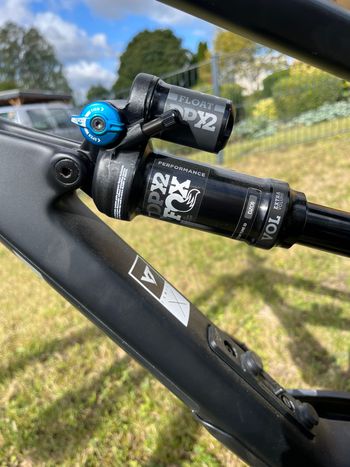 Used YT Industries JEFFSY Comp 29 2020 2020 Mountainbike, Black, 29 — image 5 of 7