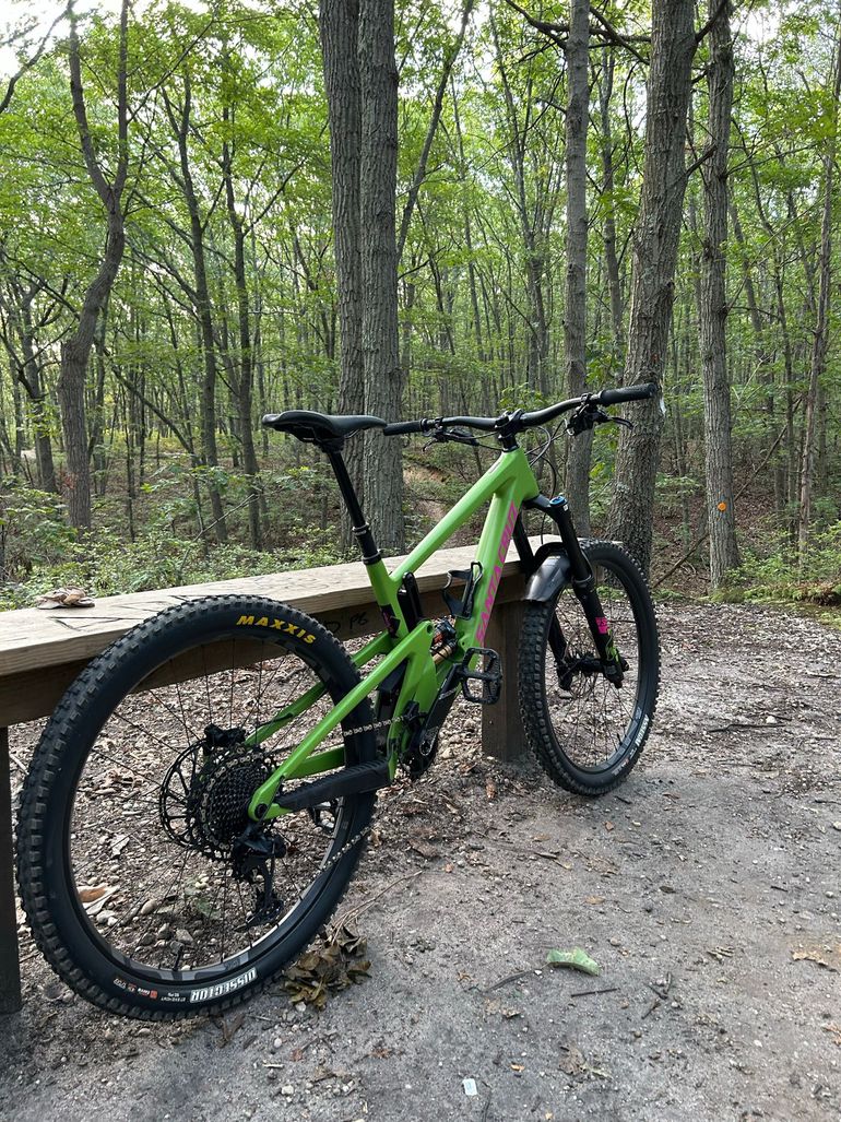 Used Santa Cruz Nomad SRAM GX Eagle 2022 Mountainbike, Green — image 4 of 15