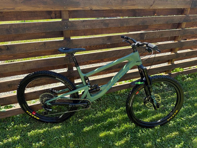 Używany Santa Cruz Bronson X01 / Carbon CC / 27.5 2020 2020 MTB