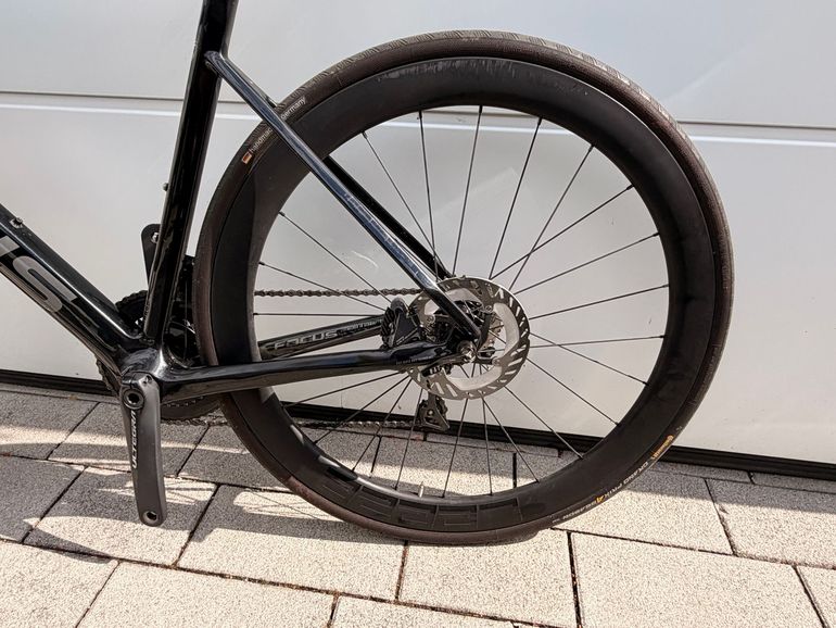 Used Focus IZALCO MAX DISC 8.8 2020 2020 Road & Gravel — image 10 of 16