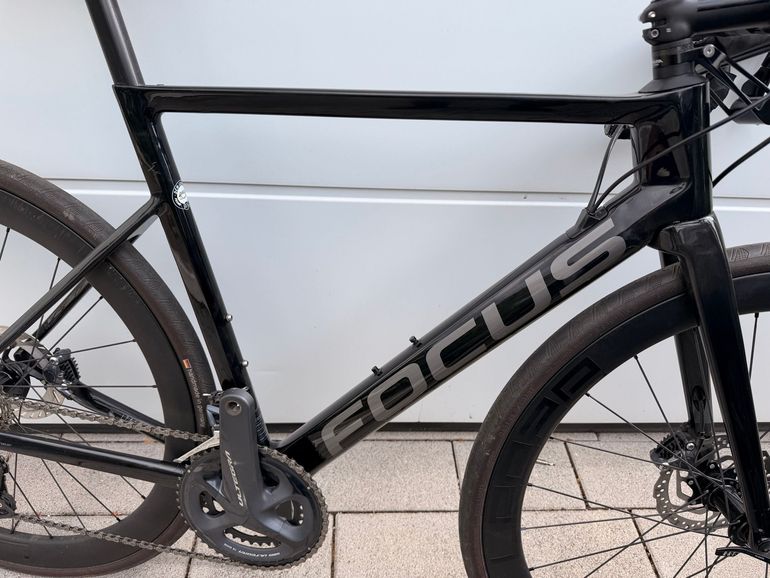 Used Focus IZALCO MAX DISC 8.8 2020 2020 Road & Gravel — image 3 of 16