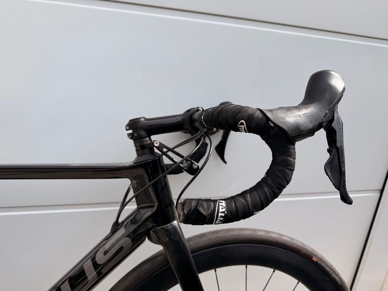 Used Focus IZALCO MAX DISC 8.8 2020 2020 Road & Gravel — image 9 of 16
