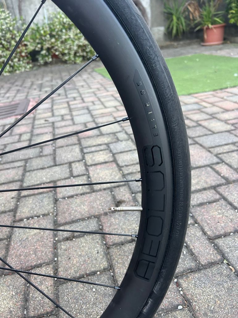 Used Specialized S-Works Venge 2020 2020 Road & Gravel, Black — image 7 of 10