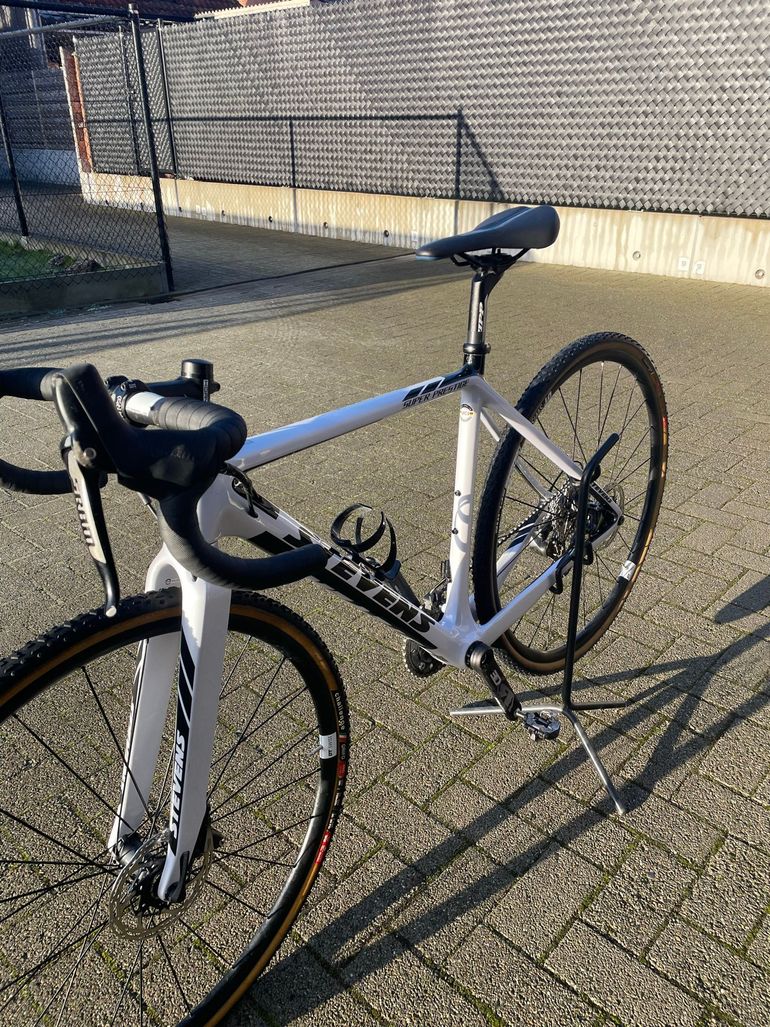 Used Stevens Super prestige SRAM Rival 2021 Road & Gravel — image 2 of 3