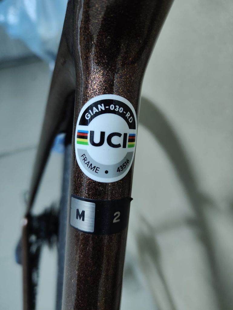 Used Giant Tcr Shimano Ultegra 2023 Road & Gravel, Orange — image 5 of 11