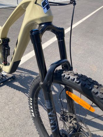 Używany GT FORCE CRB ELITE 29 U MD - TAN 2022 Mountainbike — zdjęcie 3 z 3