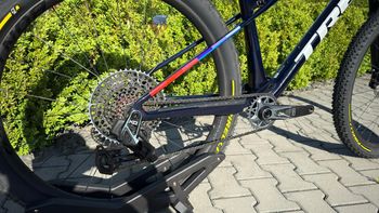 Used Trek Supercaliber SLR 9.8 X0 AXS T-Type Gen 2 2026 2026 Mountainbike, Blue, 29 — image 8 of 14