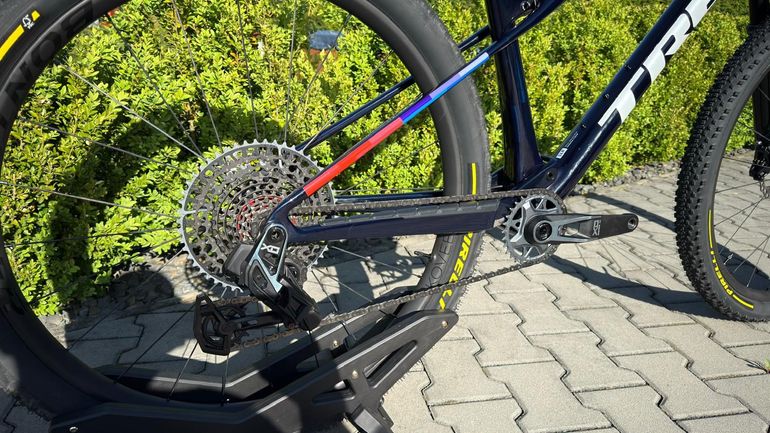 Used Trek Supercaliber SLR 9.8 X0 AXS T-Type Gen 2 2026 2026 Mountainbike, Blue, 29 — image 8 of 14