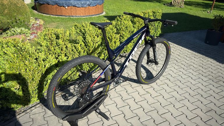 Used Trek Supercaliber SLR 9.8 X0 AXS T-Type Gen 2 2026 2026 Mountainbike, Blue, 29 — image 9 of 14